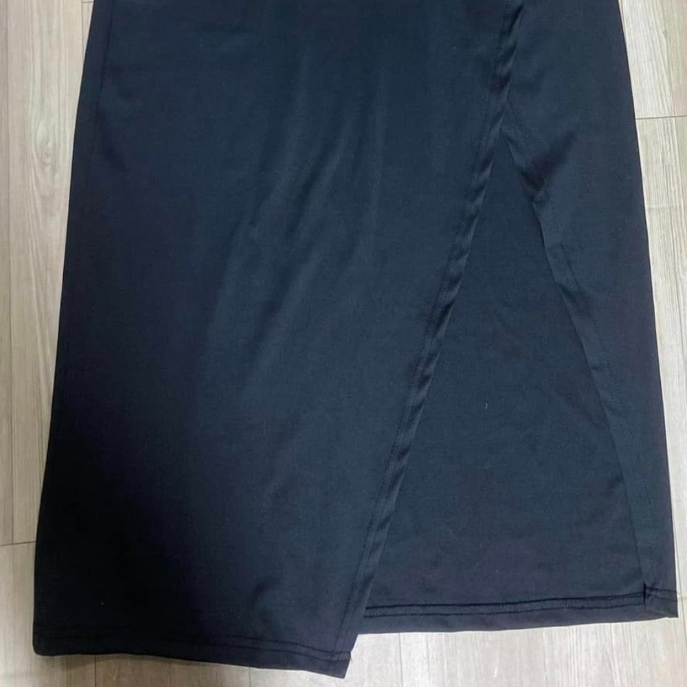 Black Midi Dress Jersey Knit Rounded Hem Long Sleeves Soft Large - Picture 3 of 5